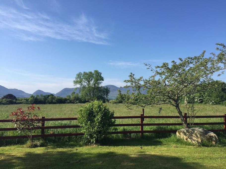 Killarney Farm House. ภายนอก รูปภาพ